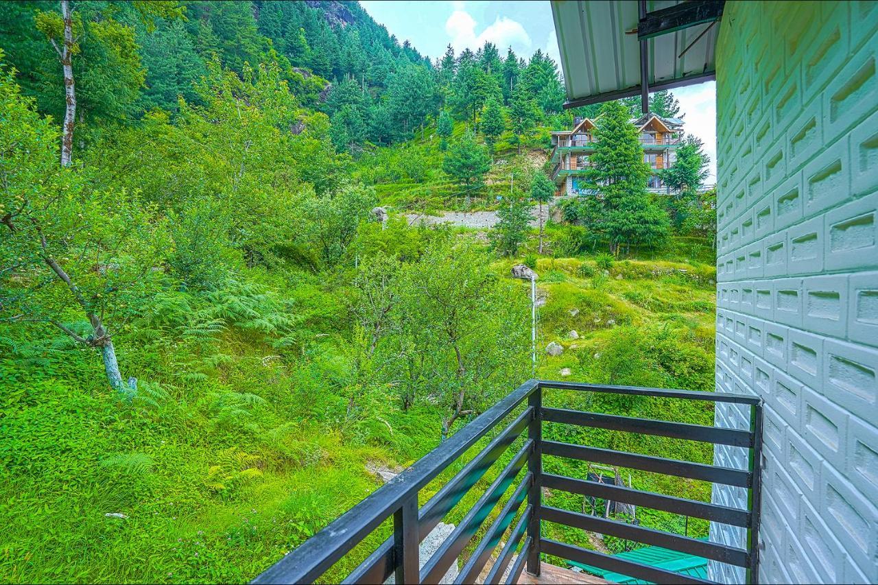 Hotel Black Magic Manāli Екстериор снимка